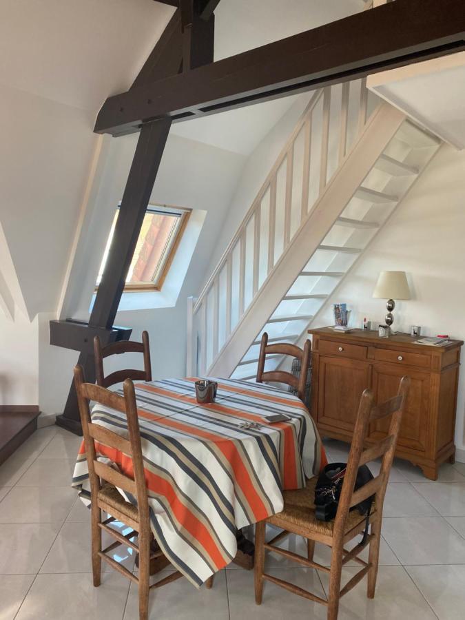 Le Clos Luce Cucq Bagian luar foto